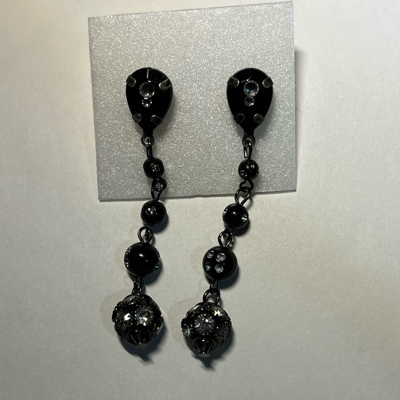 Black Soirée Dangle Drop Fashion Earrings - Picture 2 of 12